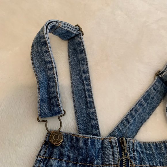 Chip Clip Medium Wash Embroidered Zip Front Short Overalls Size M - Picture 6 of 16